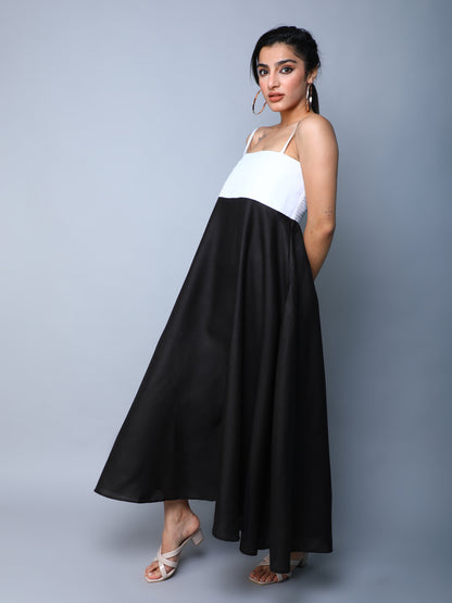 Twirl & Toast Dress-Black and White