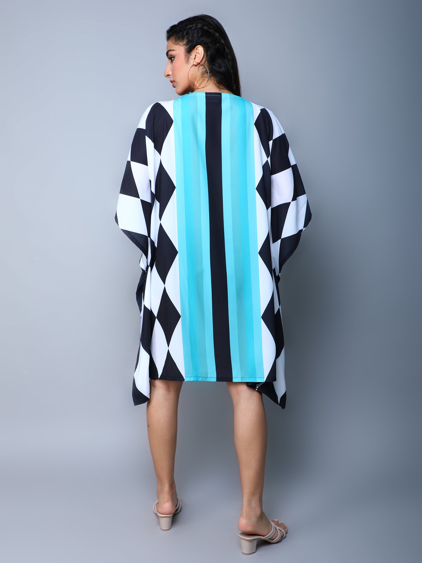 Geometric Print Shift Dress with Slit Sleeves